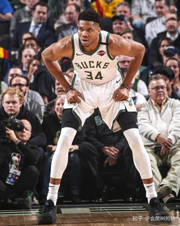 又见绝平！菲尼克斯太阳与密尔沃基雄鹿鏖战至终场，赵继伟读秒救主的简单介绍